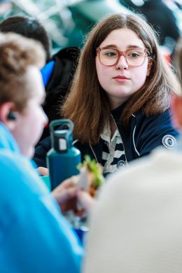 Leerling in de refter